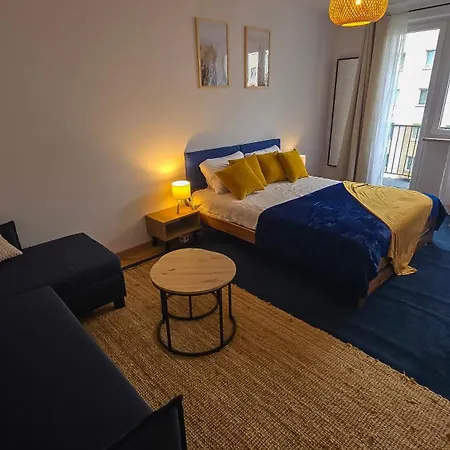 Apartman Fru Art - Atlas Arena, Orientarium, Zoo, Aquapark, Wejscie Na Kod - Self Check In - Kaliska, Lotnisko, Klub Wytwornia - Wszedzie Blisko