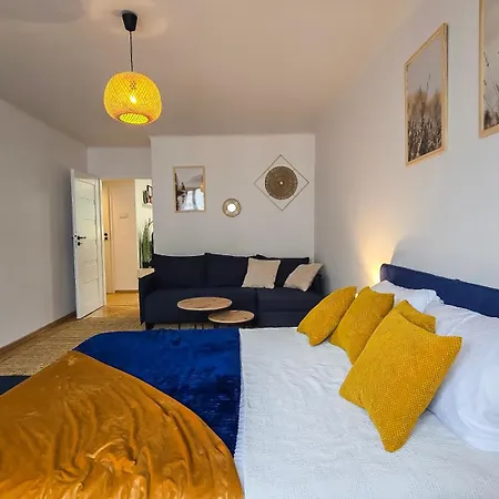 Apartman Fru Art - Atlas Arena, Orientarium, Zoo, Aquapark, Wejscie Na Kod - Self Check In - Kaliska, Lotnisko, Klub Wytwornia - Wszedzie Blisko *